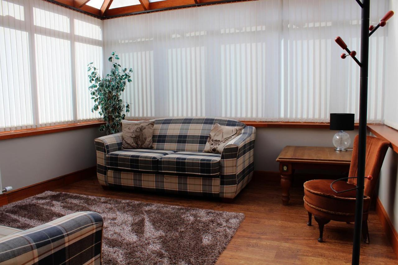 Smiddy Lodge バロック エクステリア 写真