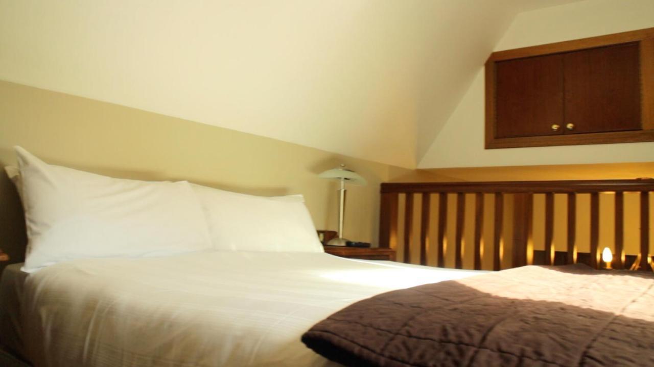 Smiddy Lodge バロック エクステリア 写真
