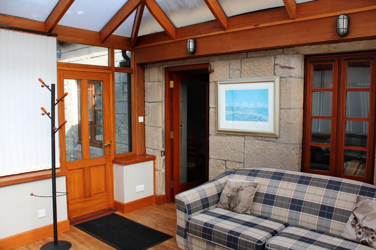 Smiddy Lodge バロック エクステリア 写真